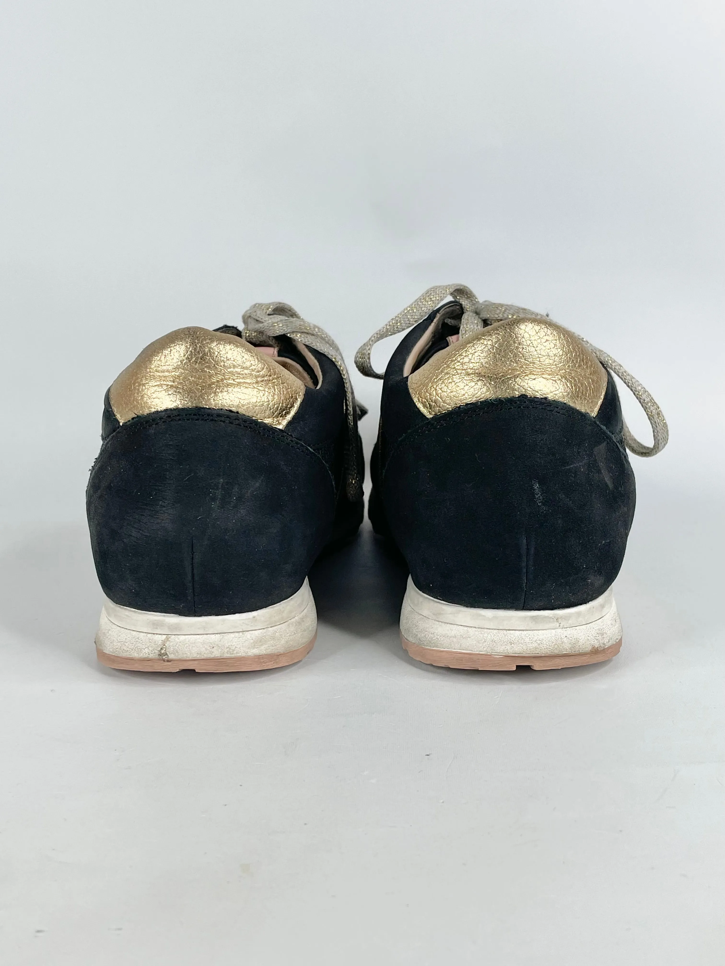 Bared Black 'Kestrel' Nubuck & Mesh Sneakers - EU39