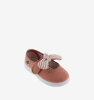 Brick canvas mary jane with striped bow