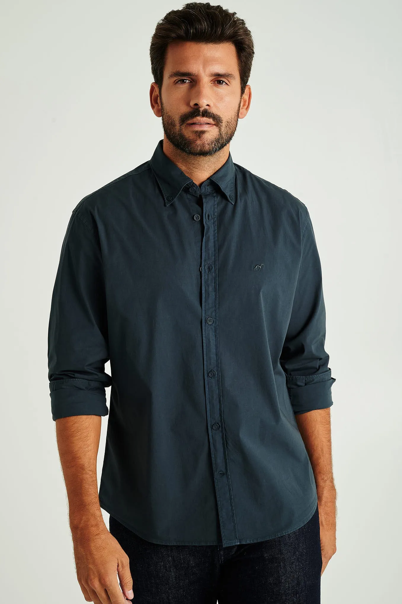 Regular fit cotton elastane comfort poplin shirt in garment dye