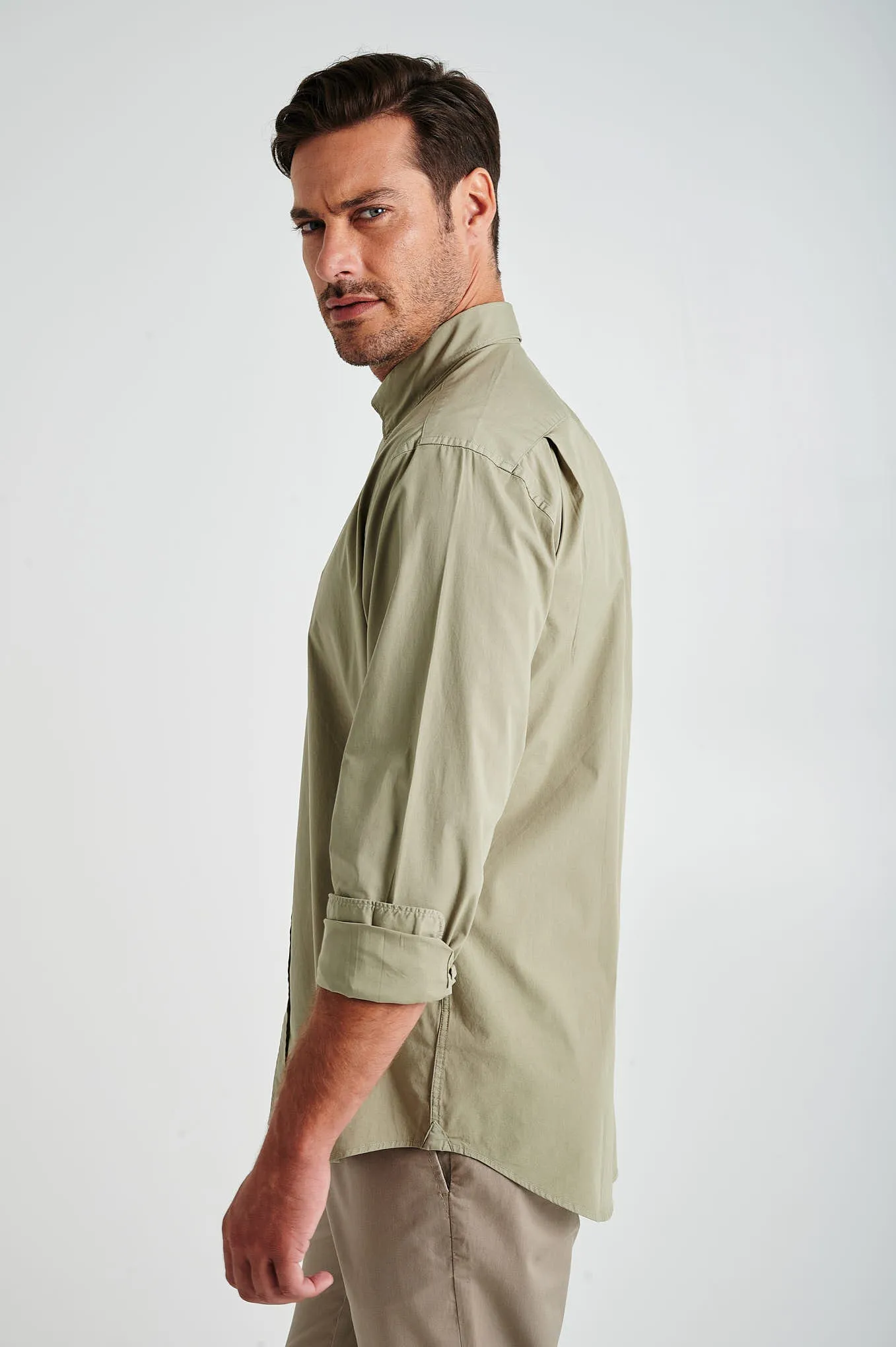 Regular fit cotton elastane comfort poplin shirt in garment dye