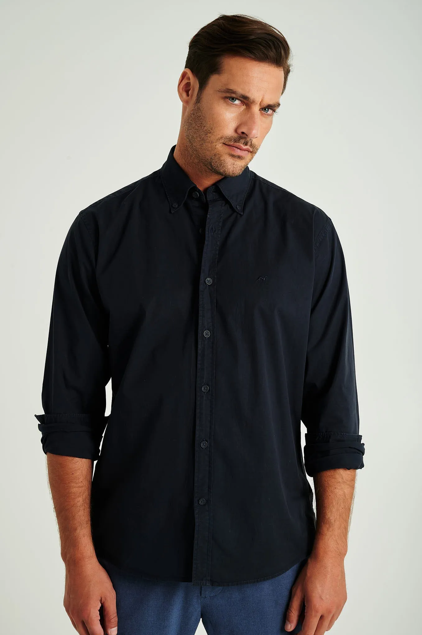 Regular fit cotton elastane comfort poplin shirt in garment dye