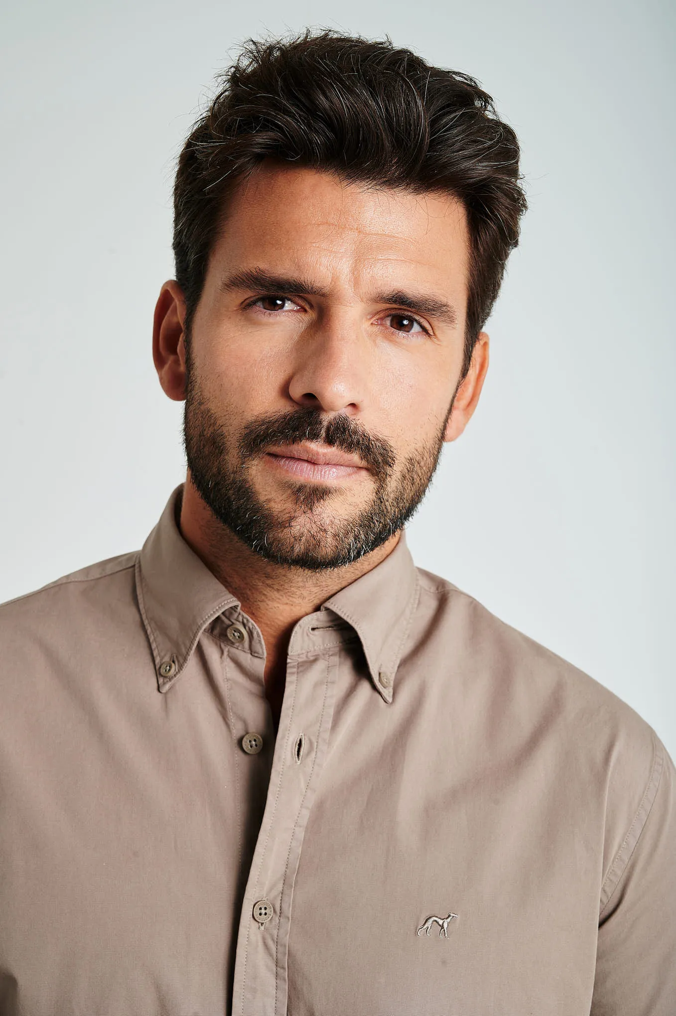 Regular fit cotton elastane comfort poplin shirt in garment dye