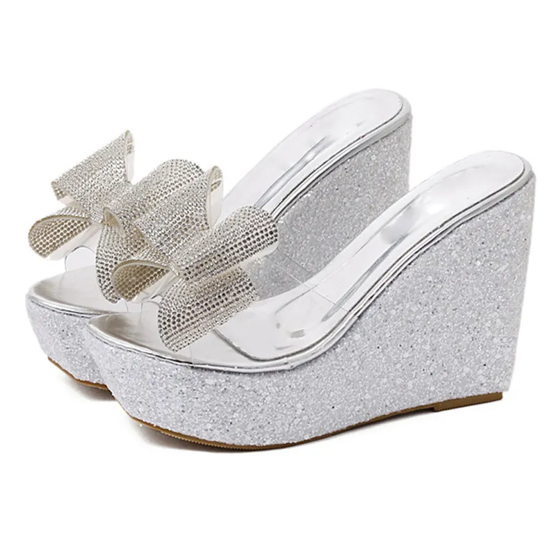 Woman Beach Flower Pom Sandals