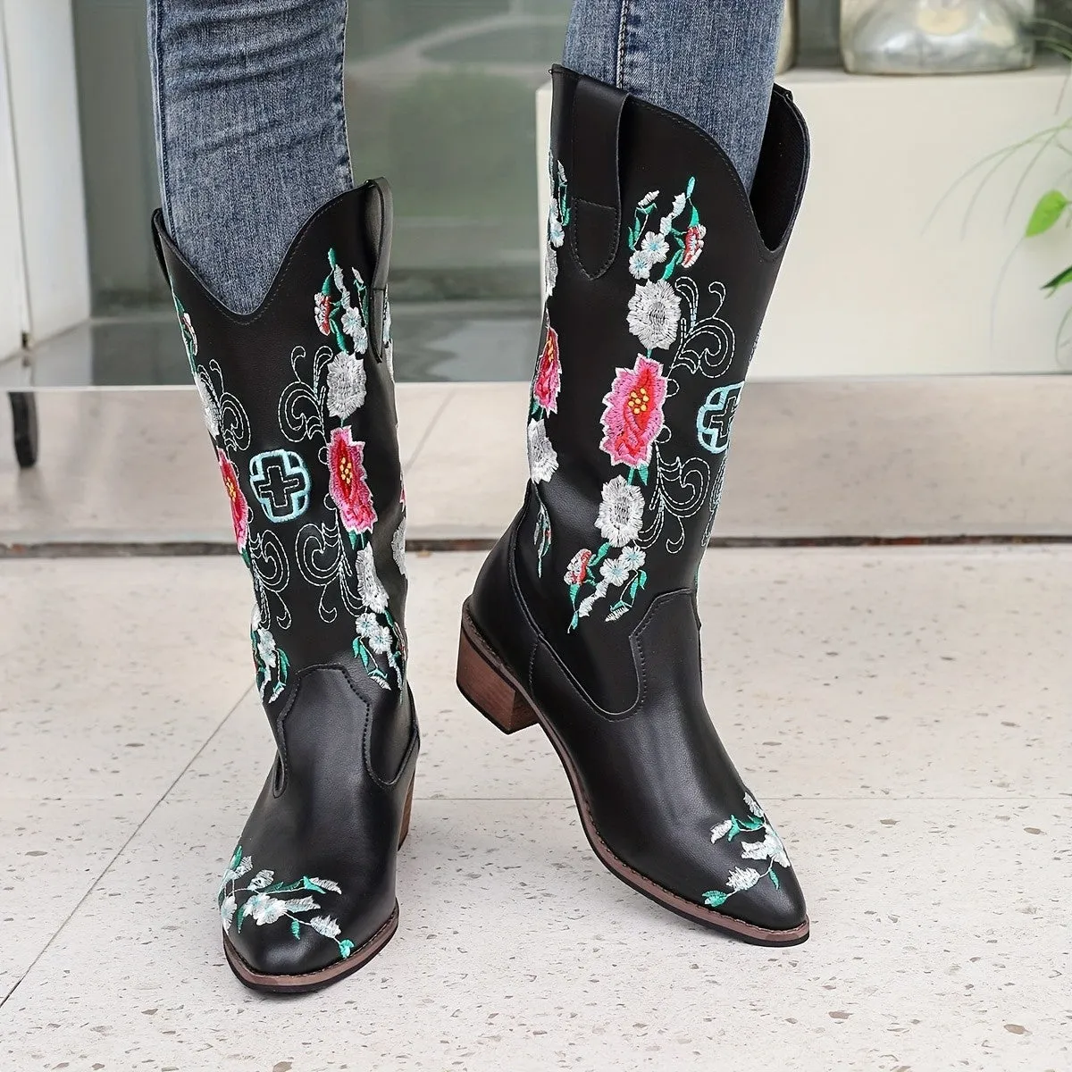 Women's Pointed Toe Mid Heel Sleeve Boots