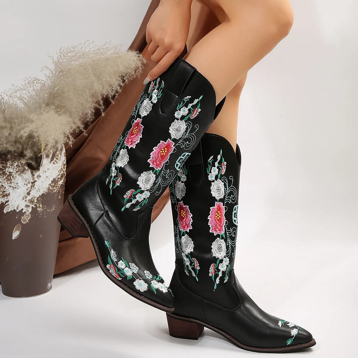 Women's Pointed Toe Mid Heel Sleeve Boots